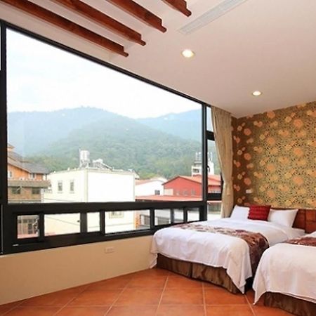 Shi Su Wan Jia Homestay I Nantou Екстериор снимка