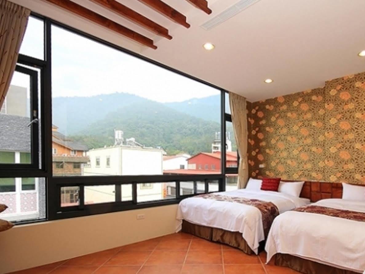 Shi Su Wan Jia Homestay I Nantou Екстериор снимка